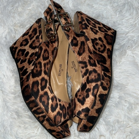 Leopard peep toe wedges - size 8 - Picture 3 of 8